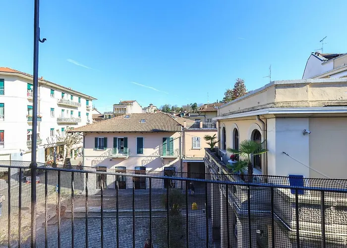 Lägenhet Via Roma Stresa
